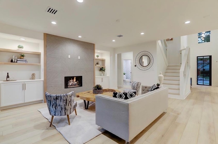 D01E15B2-99A7-4DC5-BA16-F33EF4AAF212