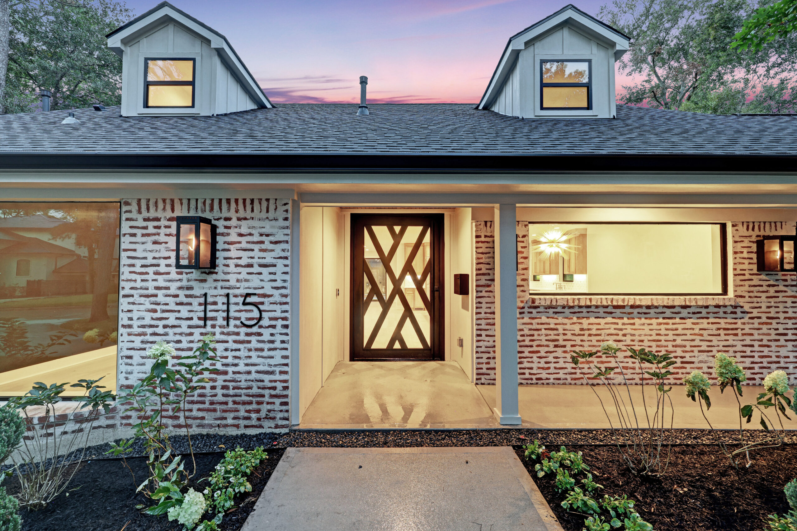 Photo Nov 17 2023, 6 32 51 AM